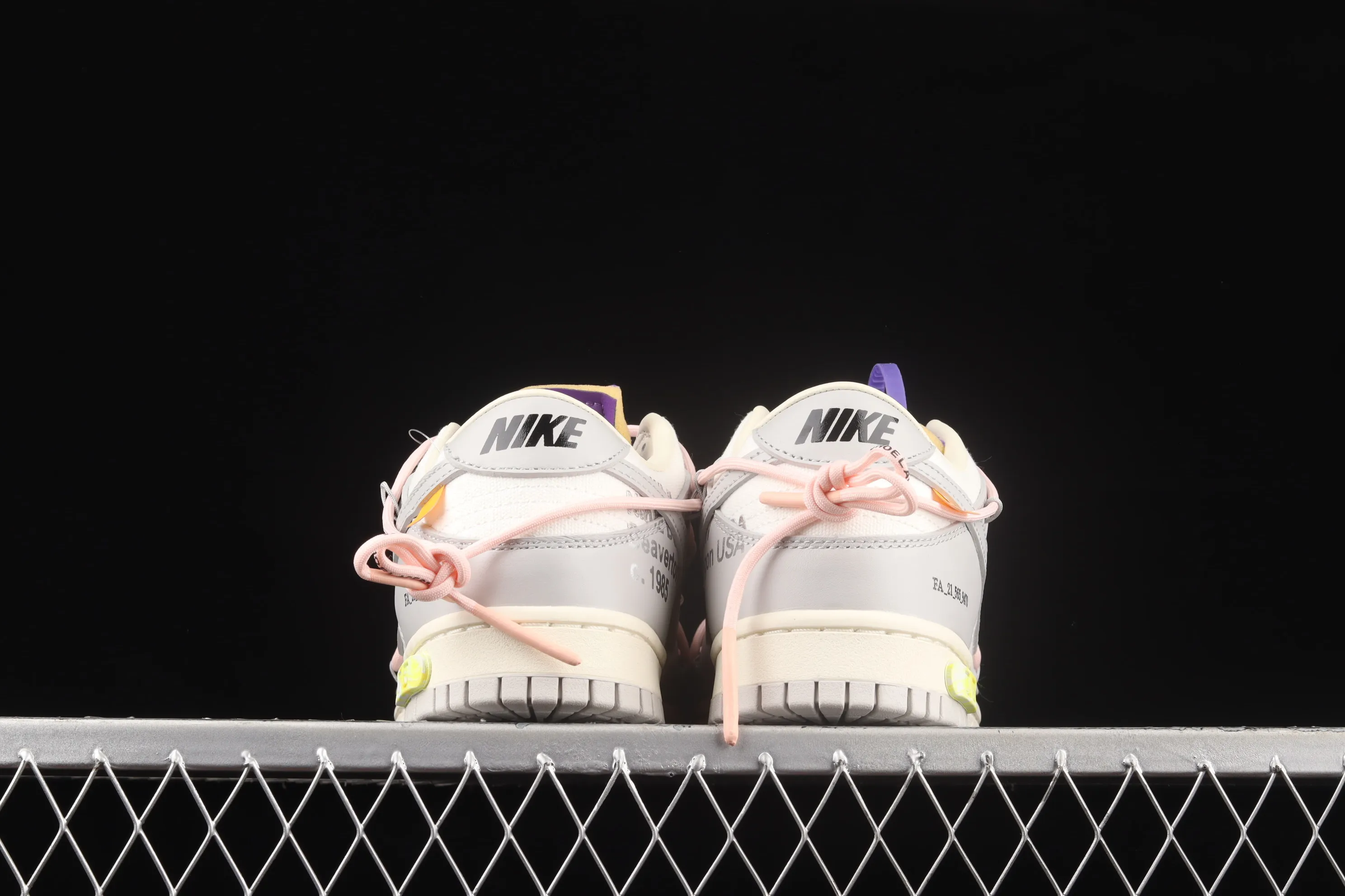 All Categories Nk SB Dunk Series Nk SB Dunk Low Low-top sneakers Pure original version OF x Nk Dunk Low OW Gray SB smashed backboard fashion casual sneakers DM1602-119